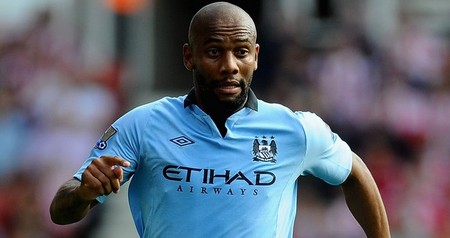 内马尔回应夜店传闻，坦言膝伤恢复艰难获心理援助（内马尔回应夜店传闻：直言膝伤复健艰难，已接受心理支持）