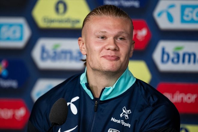 韩足晚报（2025.12.13）金泉和尚武明年恐迎来双输（韩国足坛晚报（2025.12.13）：金泉与尚武明年恐双双失利）